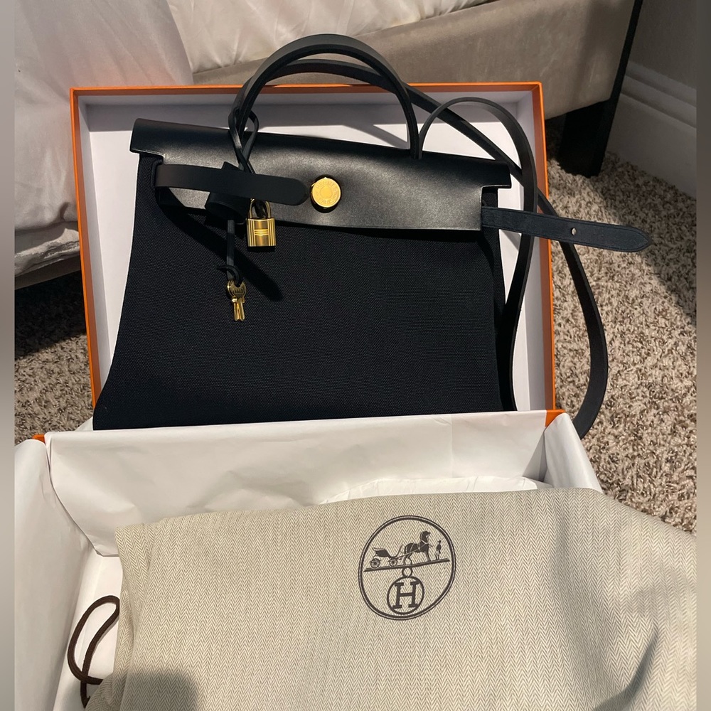 BRAND NEW FROM BOUTIQUE Hermes Herbag Zip 31